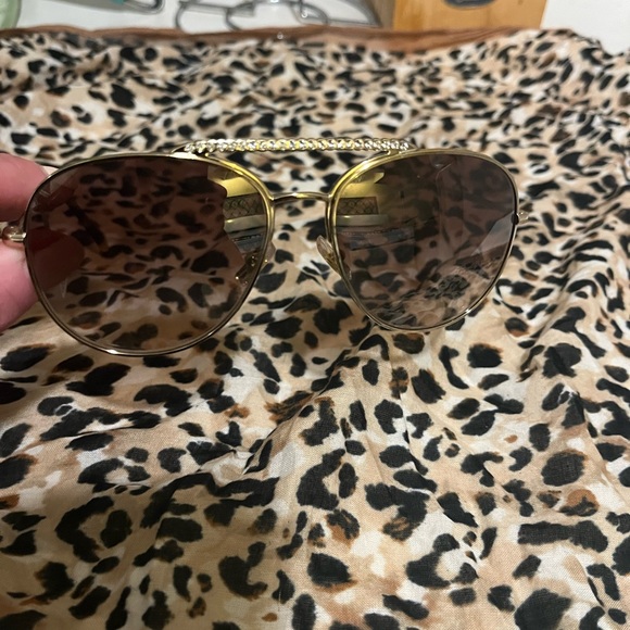 MIU MIU AUTHENTIC GOLD AND DIAMOND AVIATORS FOR WOMEN SUNGLASSES - Picture 6 of 13